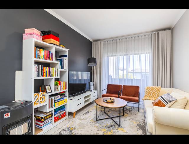 2 BEDROOM APARTMENT TO LET IN PARKLANDS NORTH